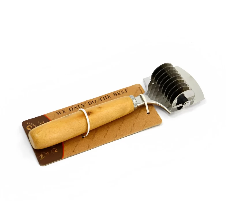 الة تقطيع المكرونة و المعجنات ستانلس ستيل بمقبض خشبي، 9 شرائح - فضى و بيج